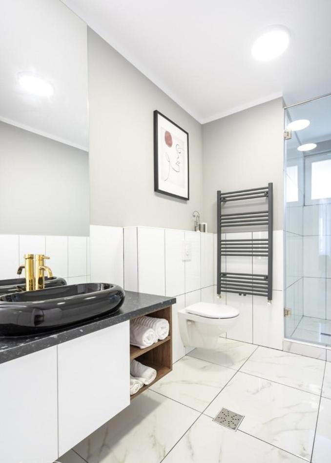 Majestic Apartament With View In Magheru Bucareste Exterior foto